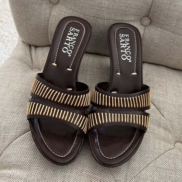 Franco Sarto leather wedge sandals in chocolate brown. Made in Brazil - Picture 2 of 7